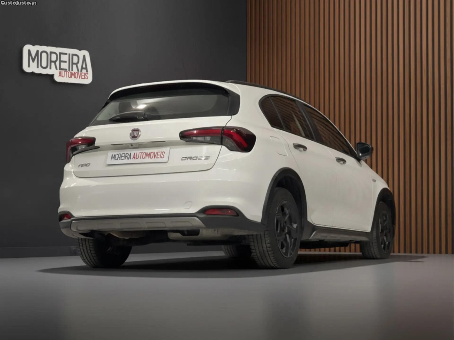 Fiat Tipo 1.3 Multijet City Cross — fotografia 10