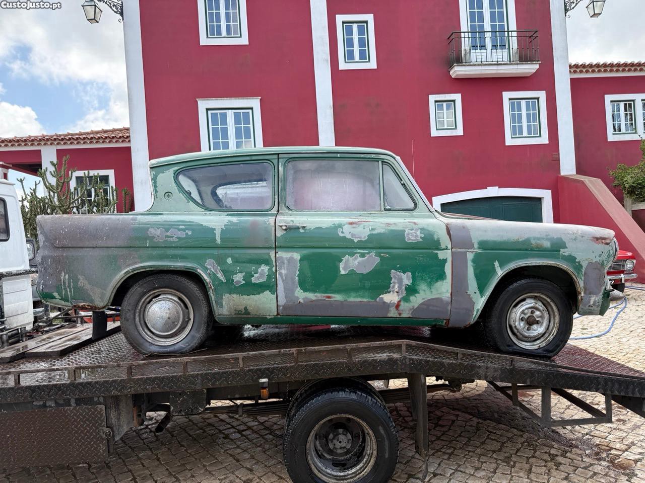 Ford Anglia 1962 — fotografia 16