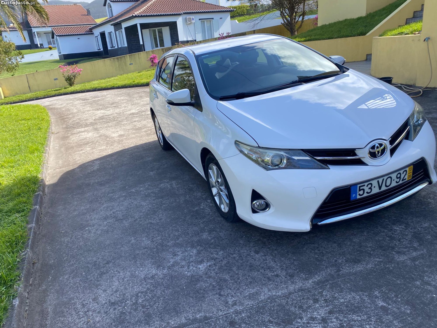 Toyota Auris 1.4 d4d 90 cv — fotografia 3