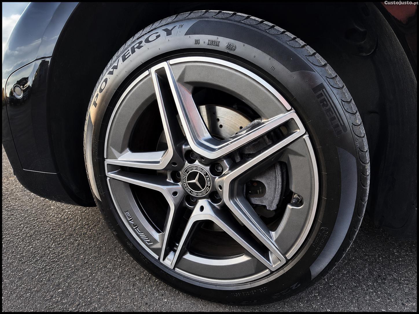 Mercedes-Benz CLA 250 e Shooting Brake 8G-DCT 218 cv | Bancos com massagem | Histórico — fotografia 9