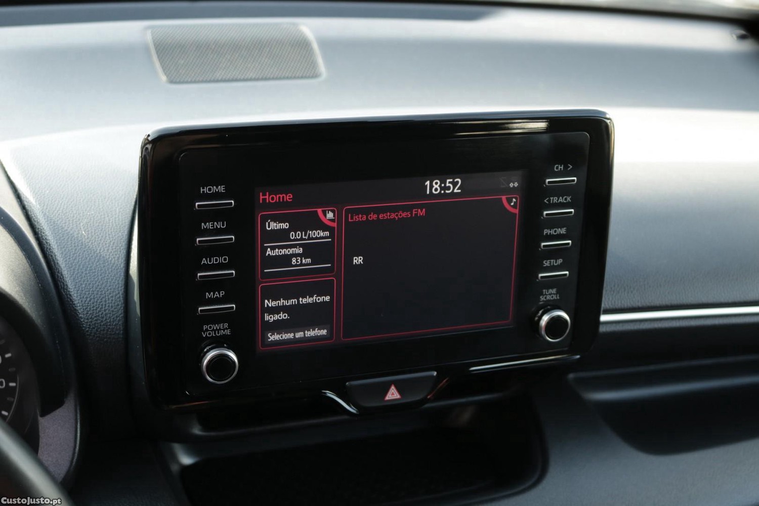 Toyota Yaris 1.5 HDF Comfort Plus Auto 115cv — fotografia 11