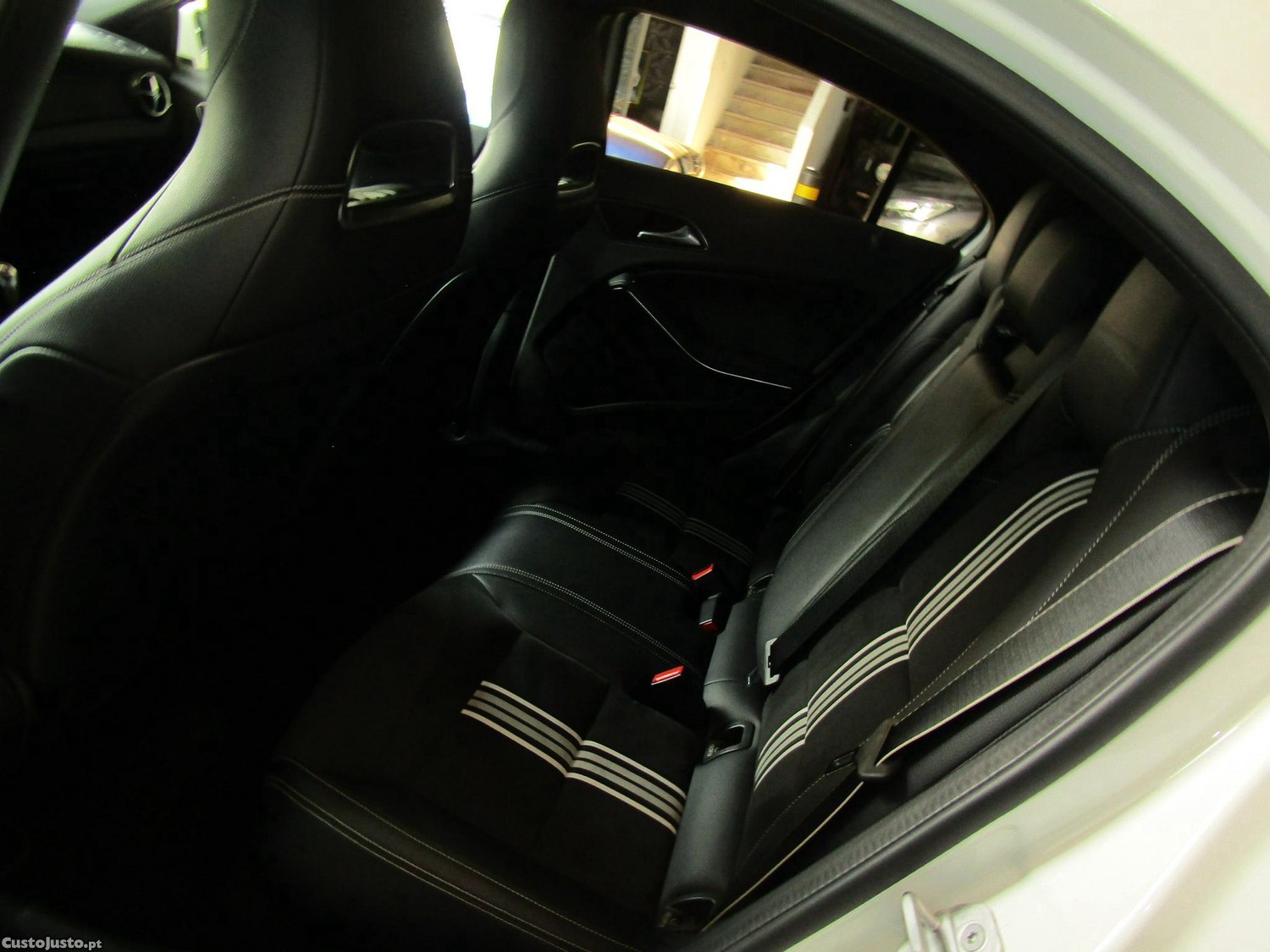Mercedes-Benz A 180 d AMG Line — fotografia 6