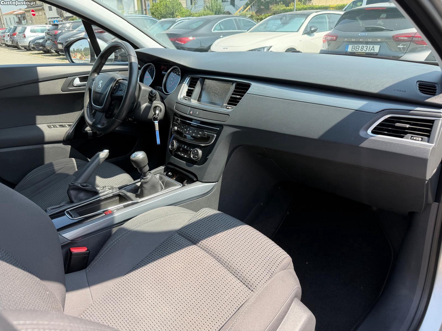 Peugeot 508 SW 1.6 BlueHDi Allure — fotografia 10