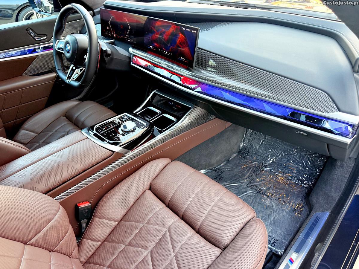 BMW 760 Me X-Drive — fotografia 36