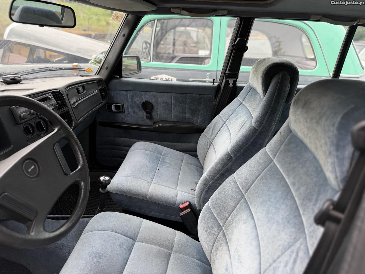 Saab 900 GLE — fotografia 13