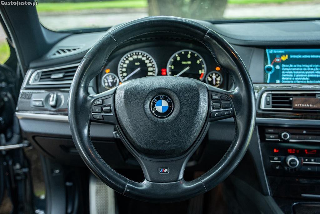 BMW 740 d Pack M — fotografia 3