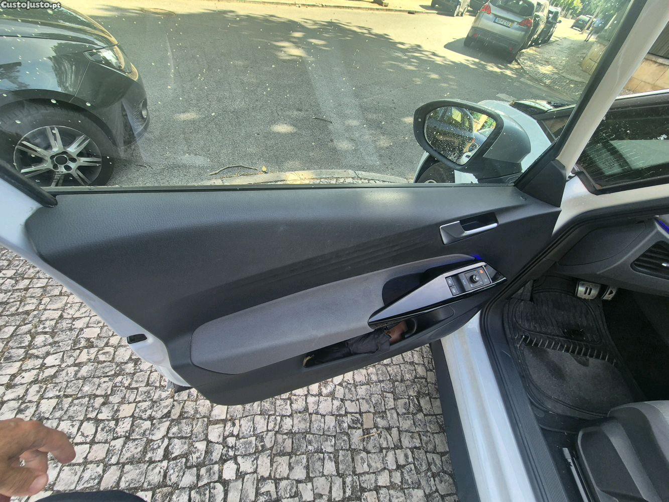 Volkswagen ID.3 pro 1st — fotografia 8