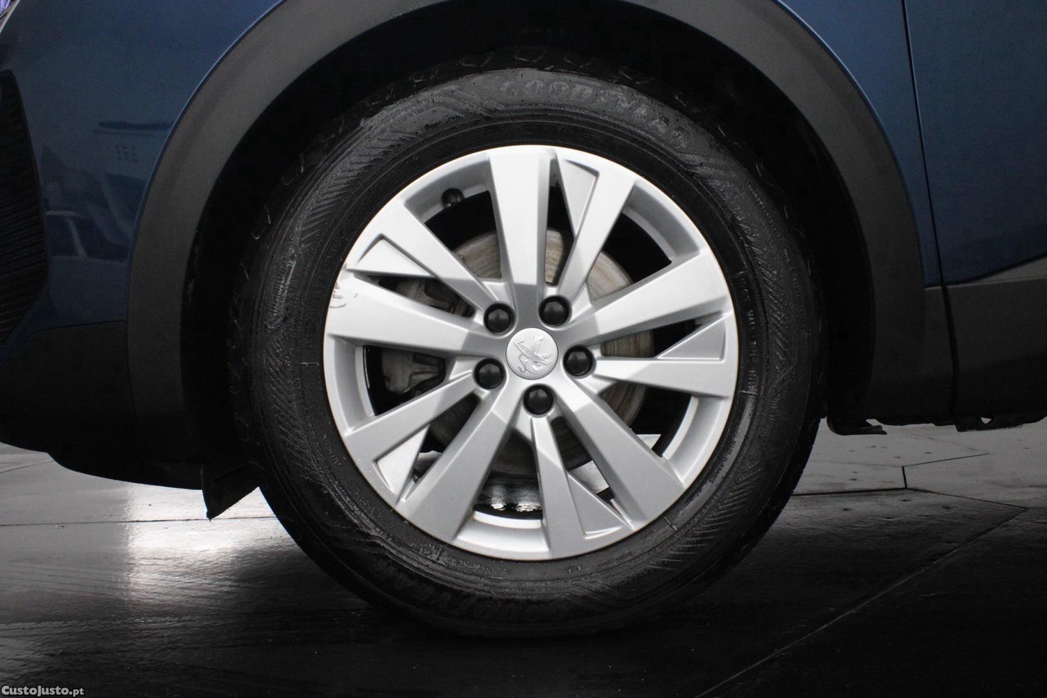Peugeot 3008 1.5 BHDI ACTIVE — fotografia 4