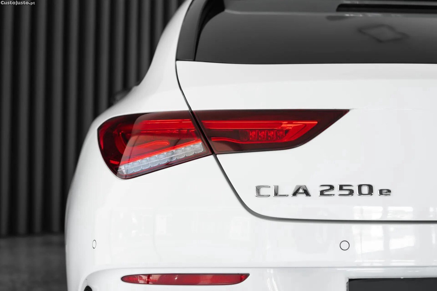 Mercedes-Benz CLA 250 e Shooting Brake AMG Line — fotografia 16
