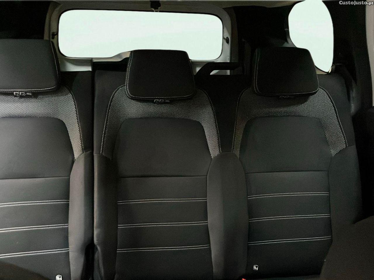 Dacia Jogger 1.0 TCe 90 ECO-G — fotografia 9