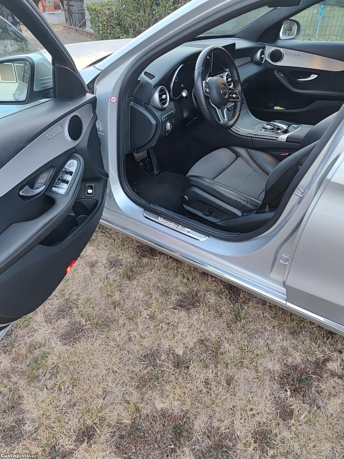 Mercedes-Benz C 300 C300de — fotografia 10