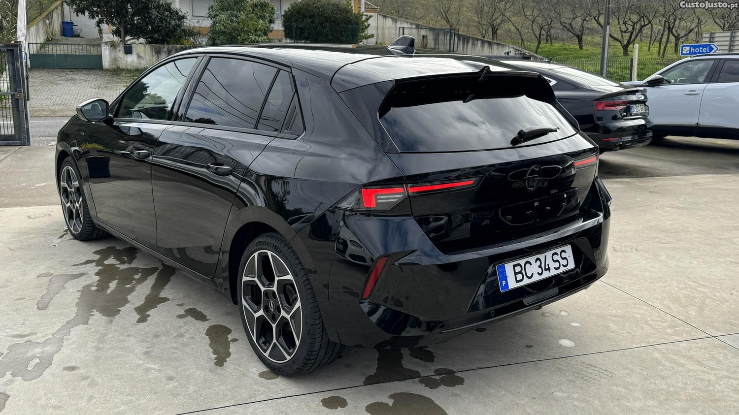 Opel Astra 1.5 Turbo D — fotografia 14