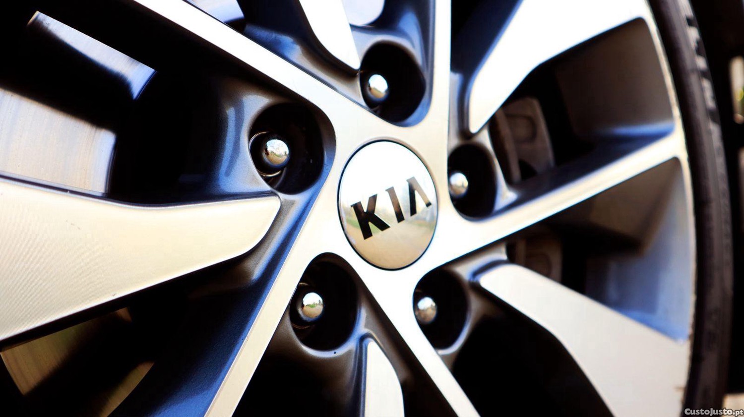 Kia Optima 1.7 — fotografia 6