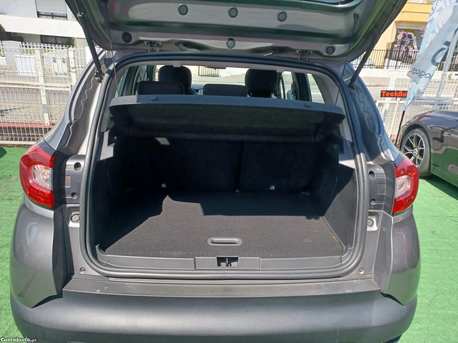 Renault Captur 0.9 TCE — fotografia 13