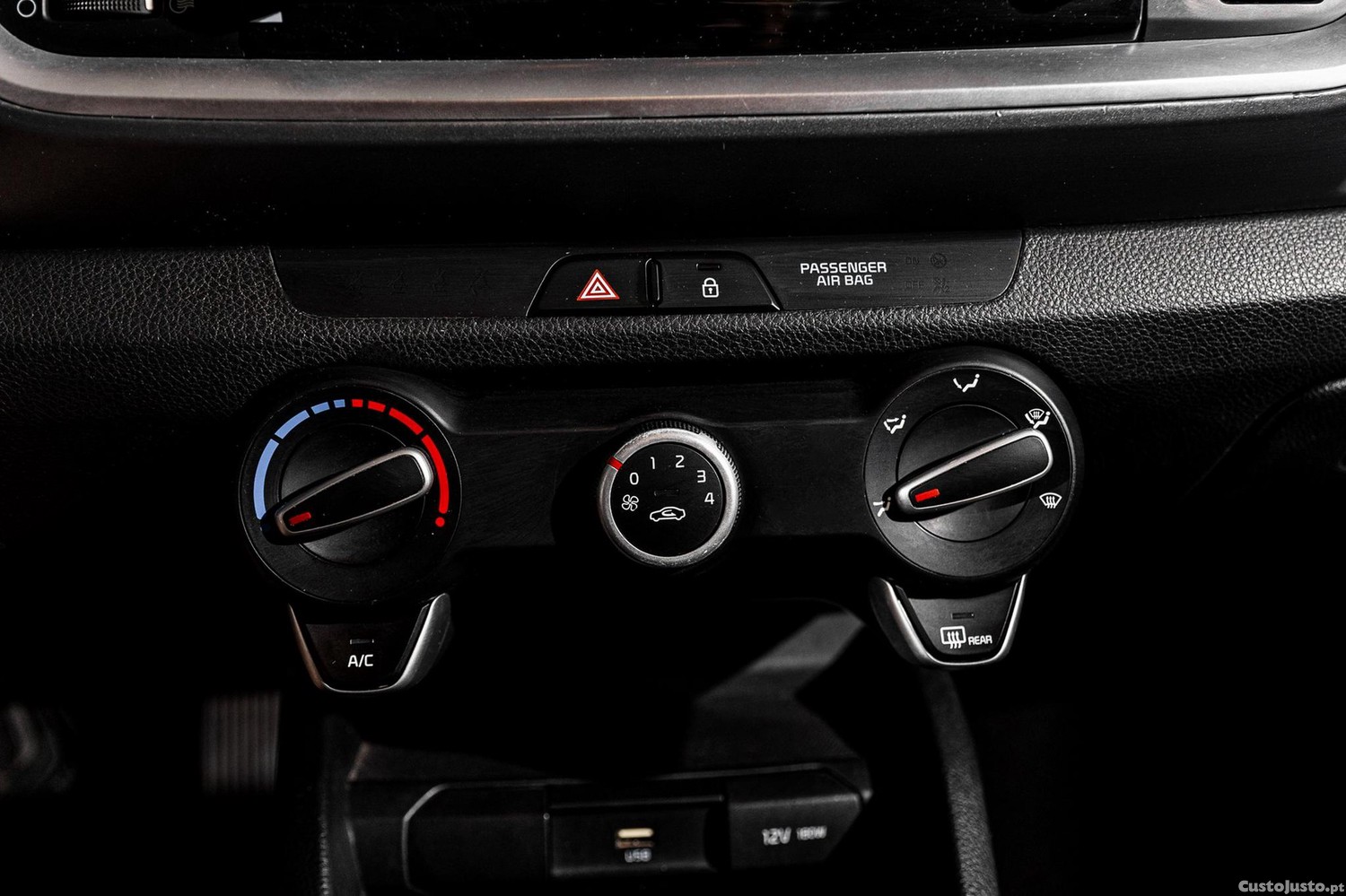 Kia Stonic 1.2 Dynamic — fotografia 9