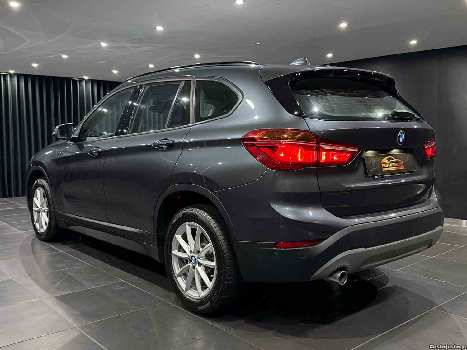 BMW X1 16 d sDrive Auto — fotografia 20