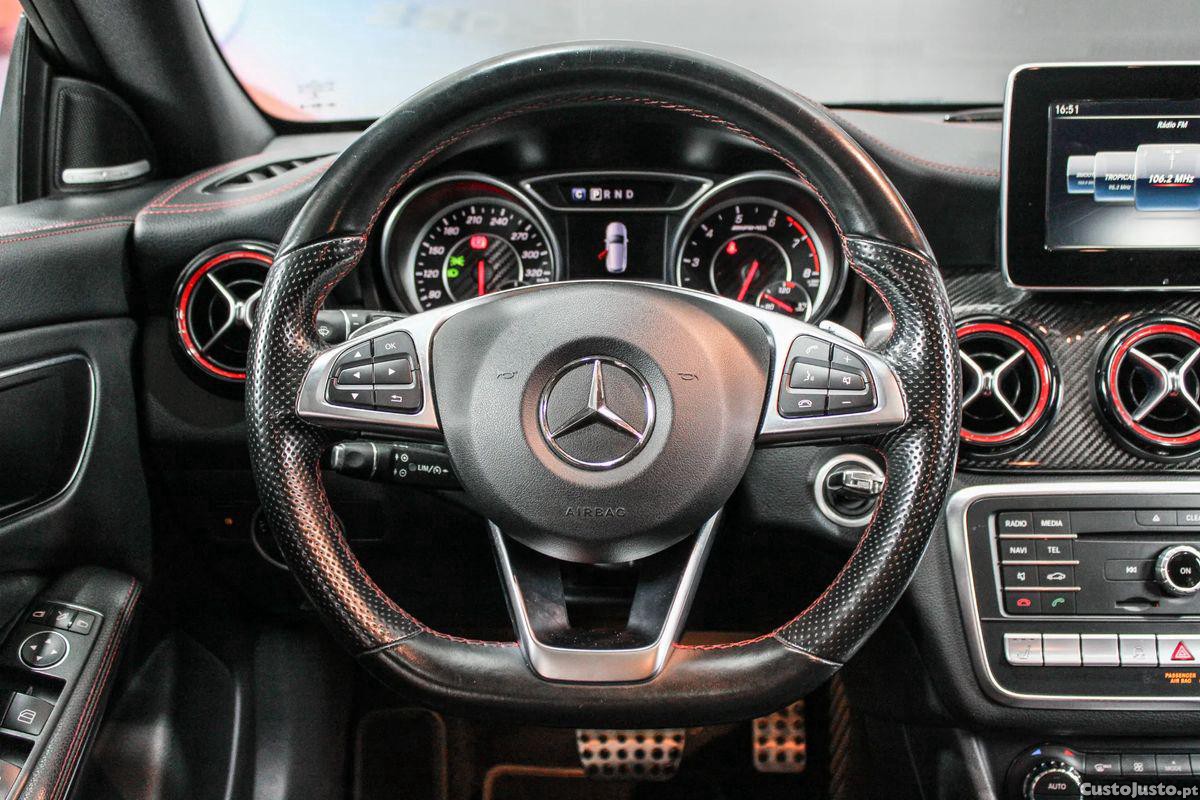 Mercedes-Benz CLA 45 AMG Shooting Brake 4-Matic — fotografia 22