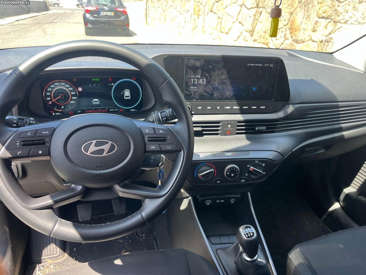 Hyundai i20 1.2 comfort — fotografia 5