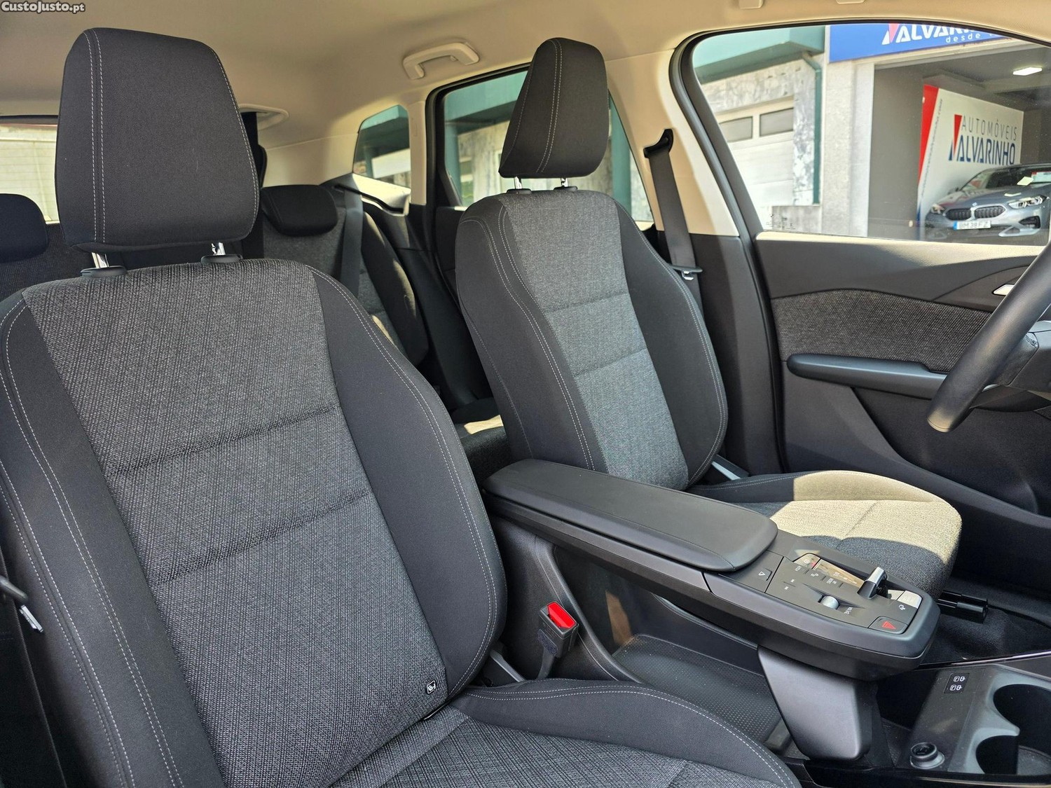 BMW 225 Active Tourer XE e xDrive Edição Optimized — fotografia 6