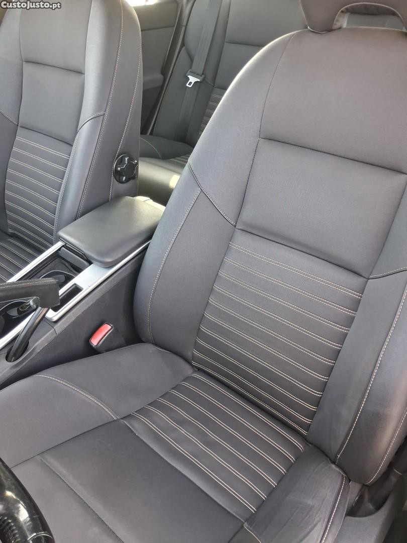 Volvo V50 1.6 D Drive Business Ed. Pro Start/Stop — fotografia 2