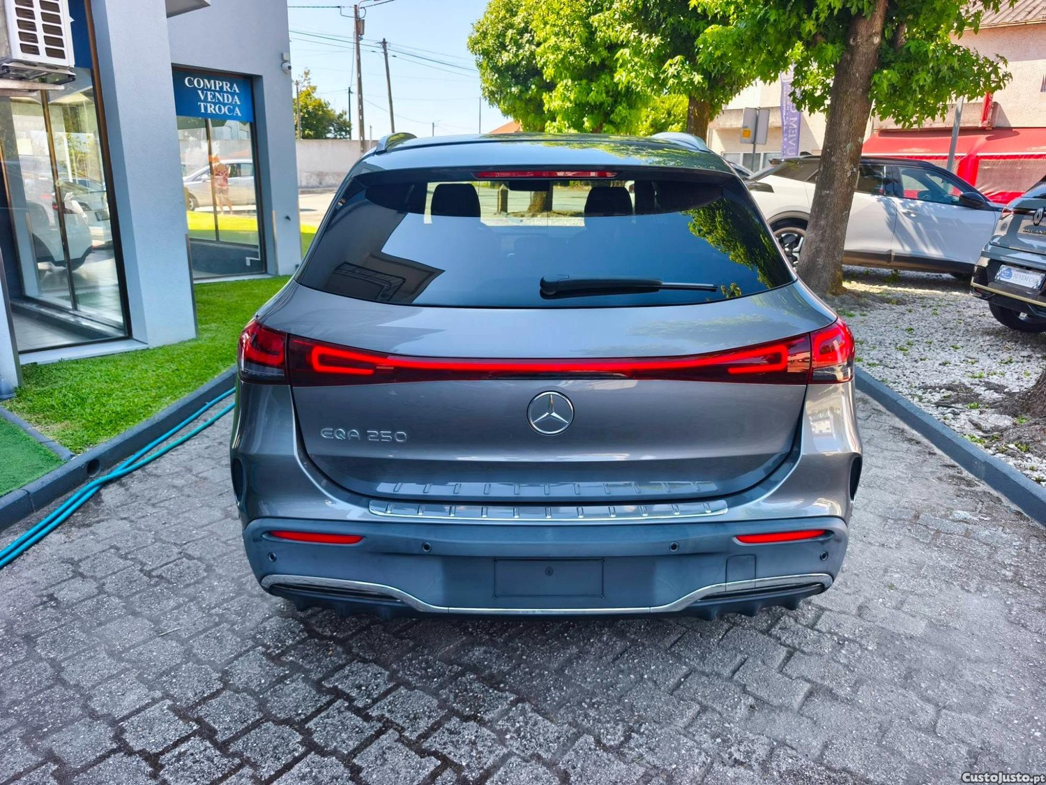 Mercedes-Benz EQA AMG — fotografia 8