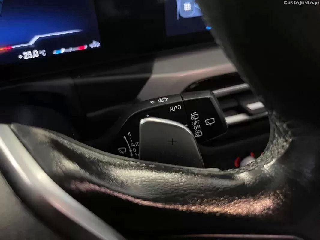 BMW 318 D auto — fotografia 25
