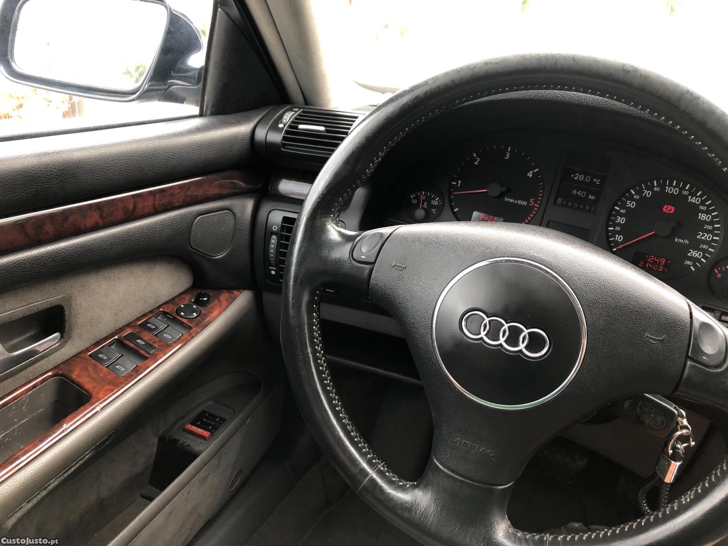 Audi A8 3.3 TDI V8 — fotografia 4