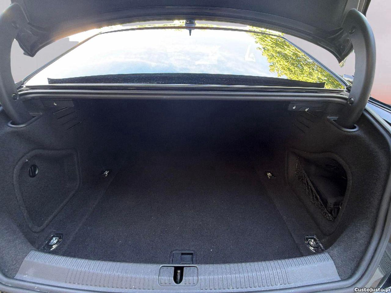 Audi A5 Sportback 2.0 TDI S-line S tronic — fotografia 2