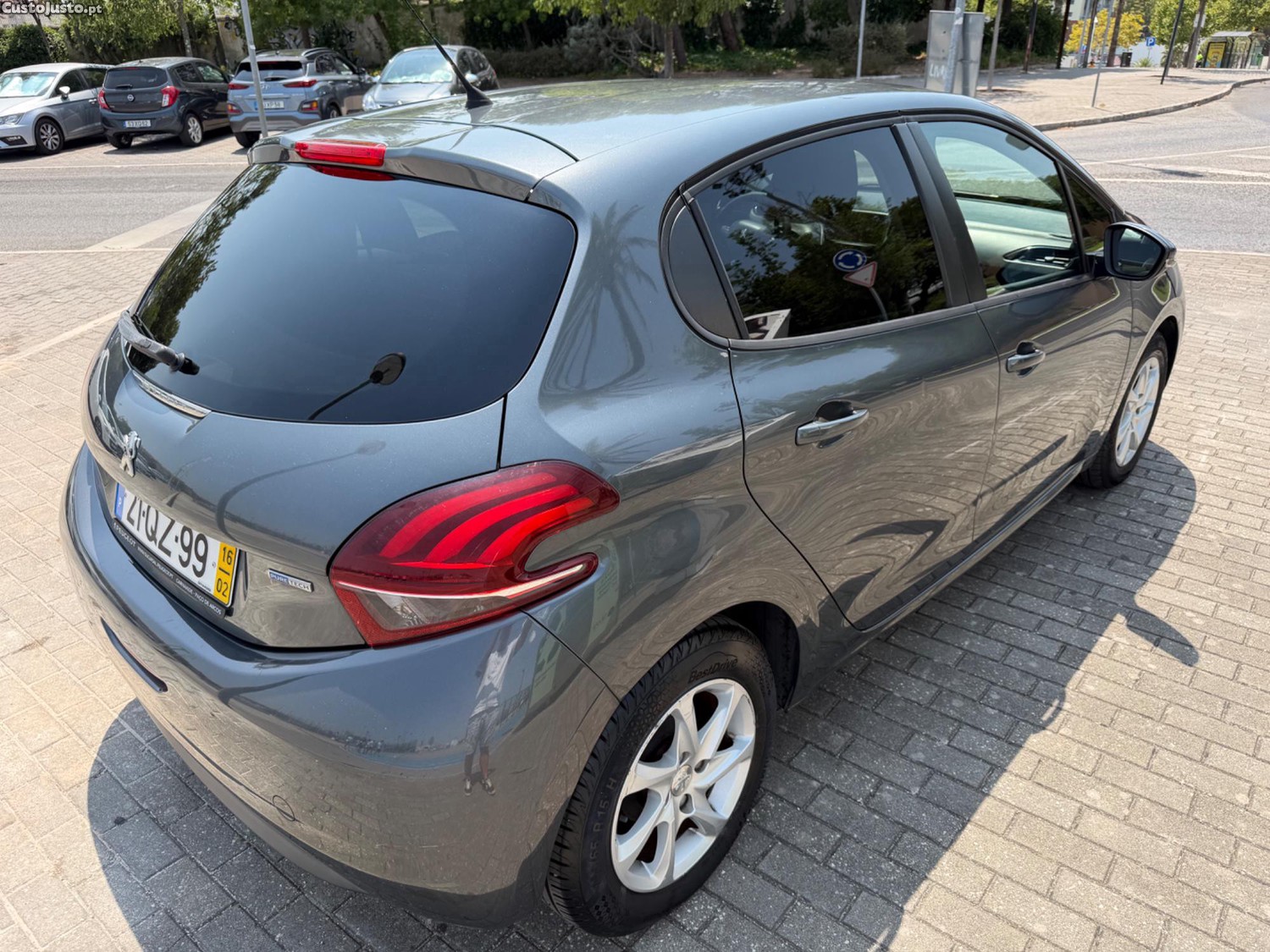 Peugeot 208 1.2 PURETECH ACTIVE — fotografia 15