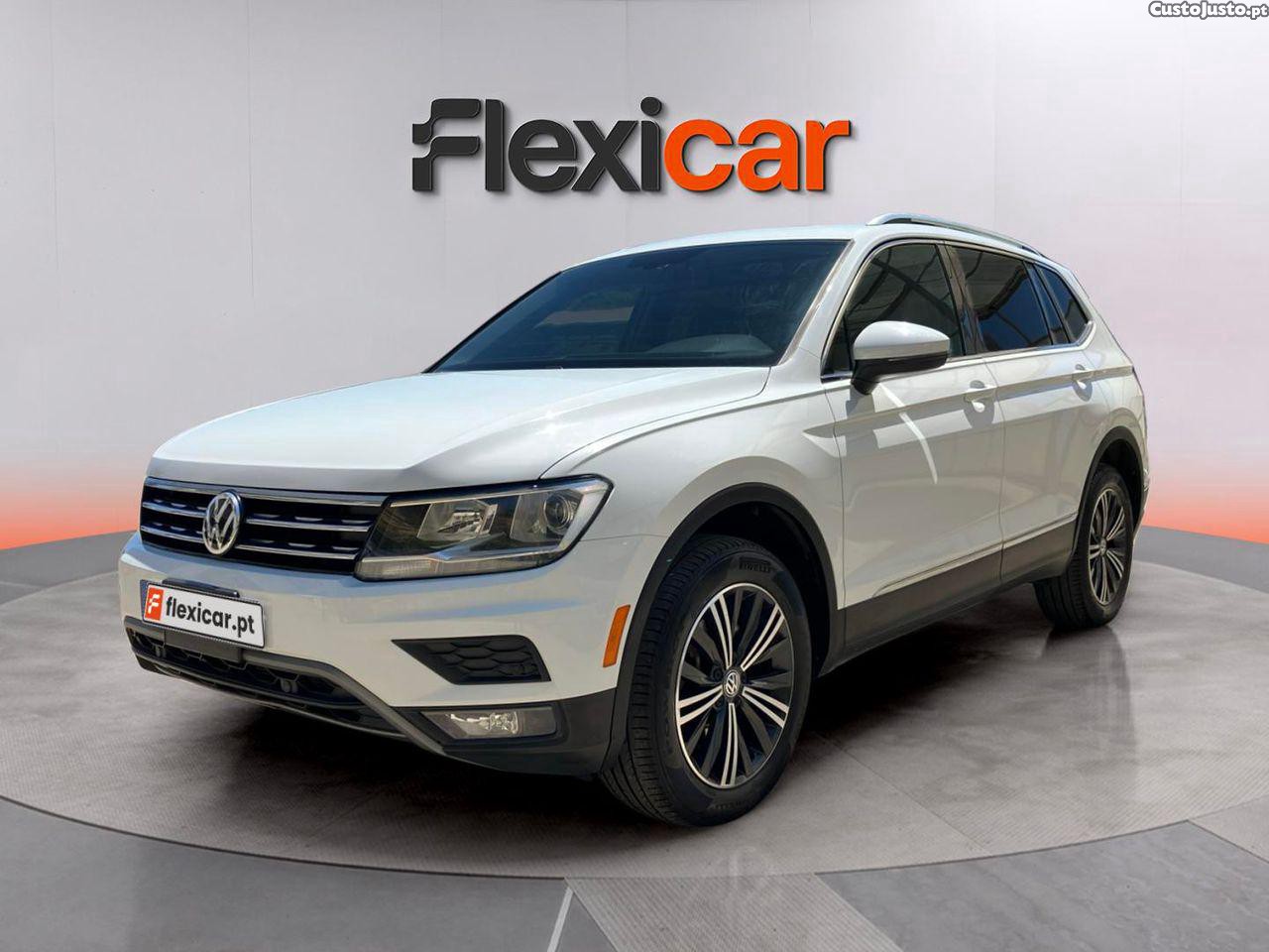 Volkswagen Tiguan 2.0 TSI 4Motion DSG Life — fotografia 19