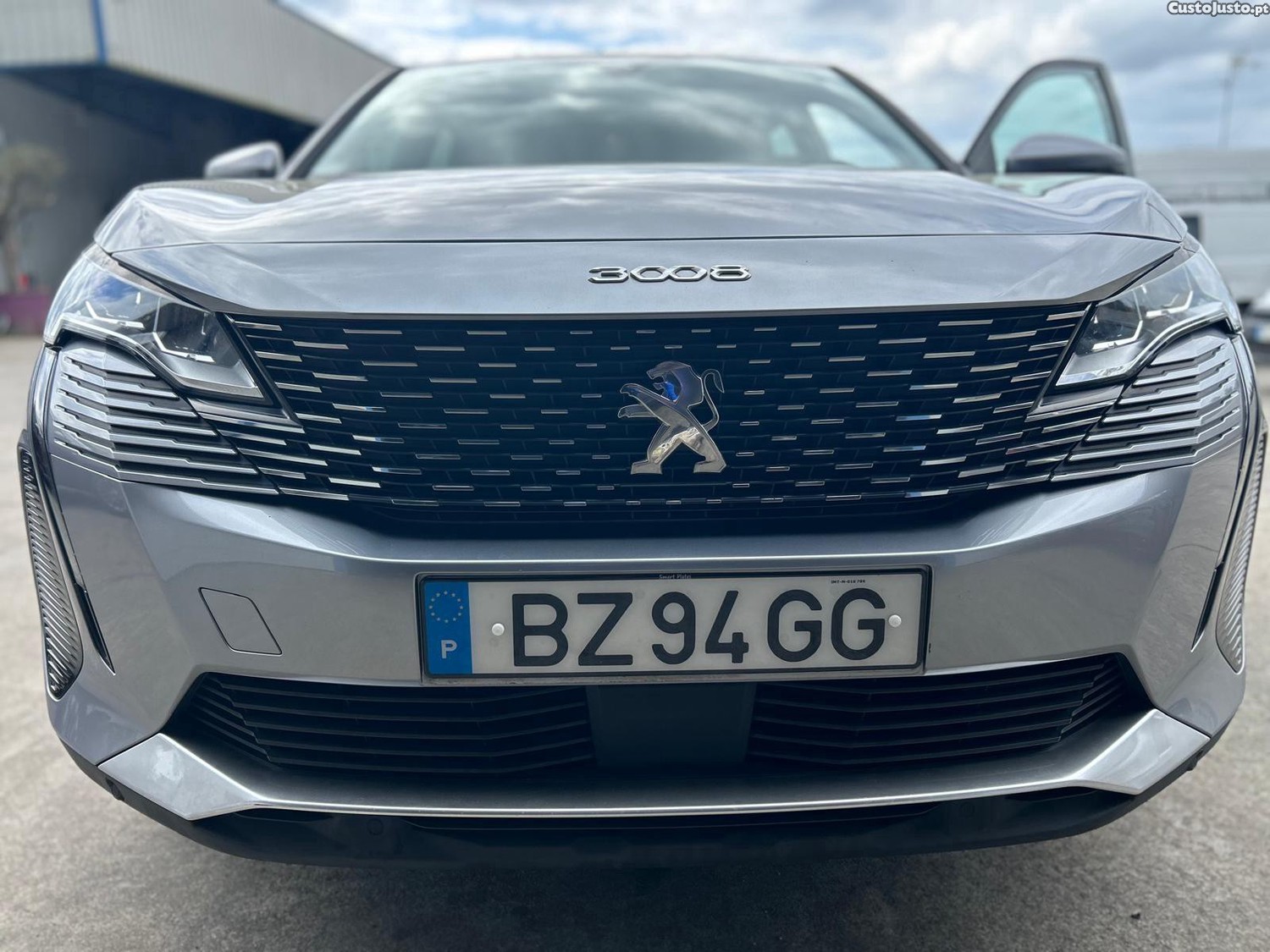 Peugeot 3008 Pure tech — fotografia 3