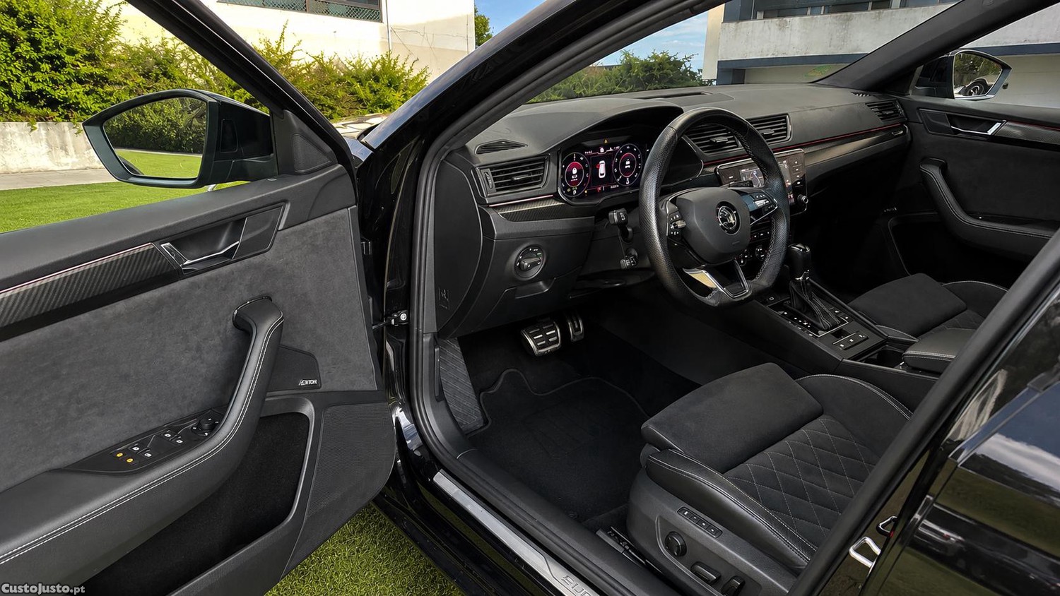 Skoda Superb Break 1.4 TSI iV Sportline DSG — fotografia 3