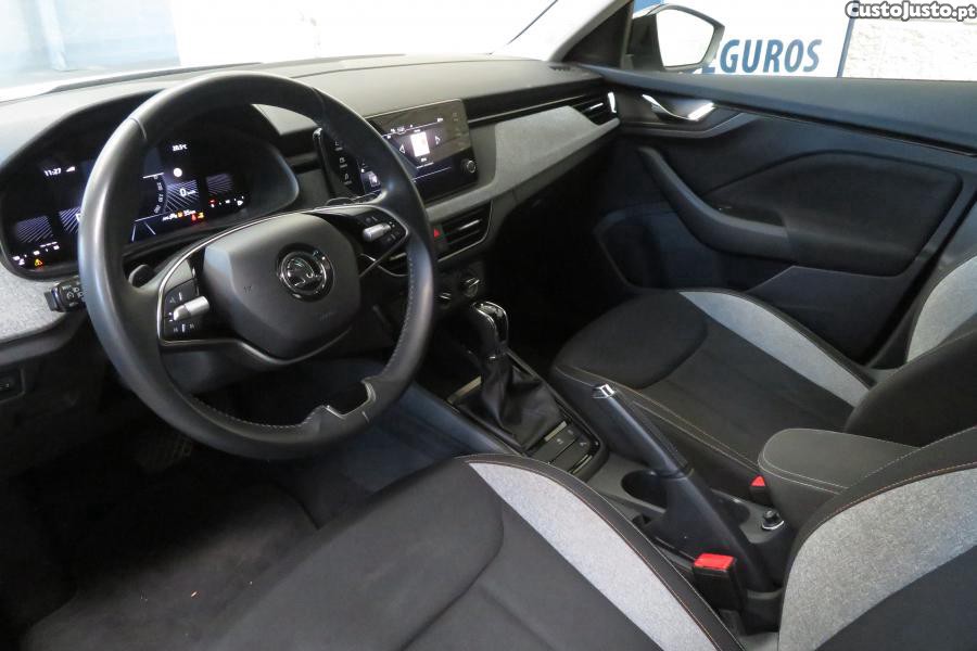 Skoda Kamiq 1.0 TSI Style DSG — fotografia 20