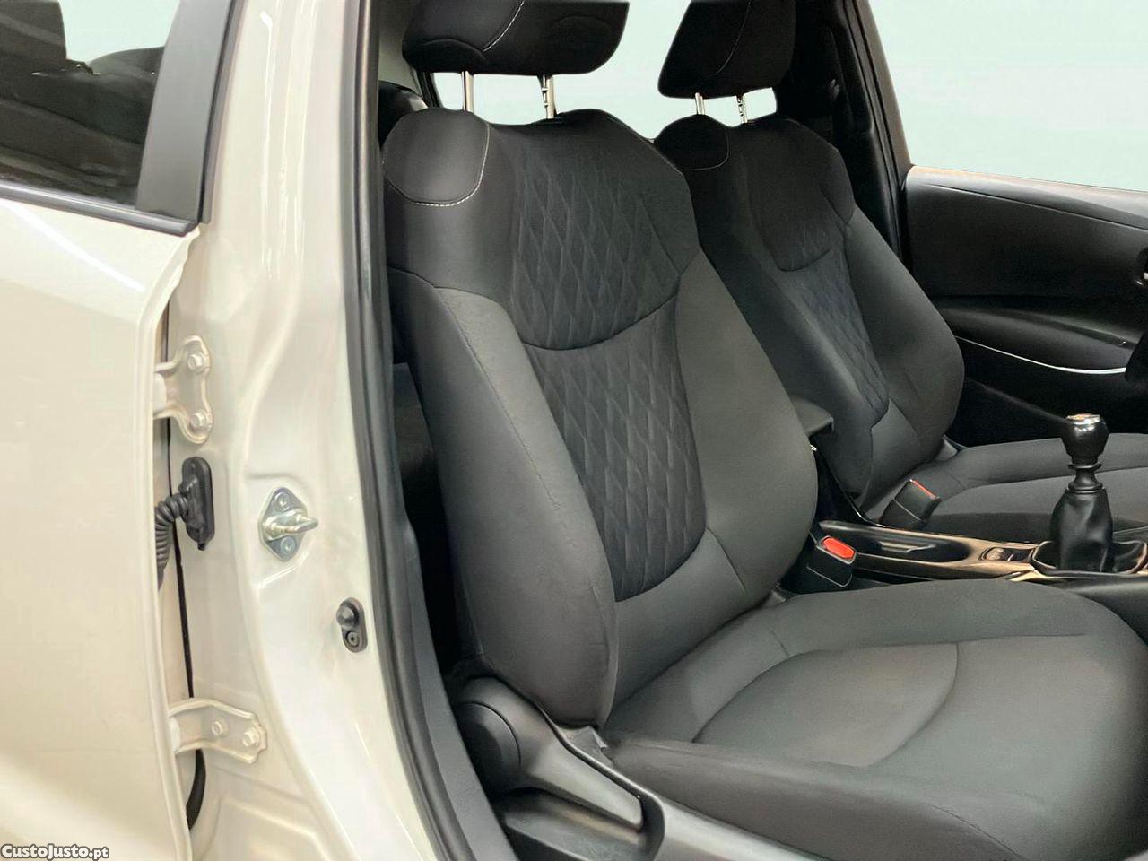 Toyota Corolla 1.5 VVT COMFORT — fotografia 10