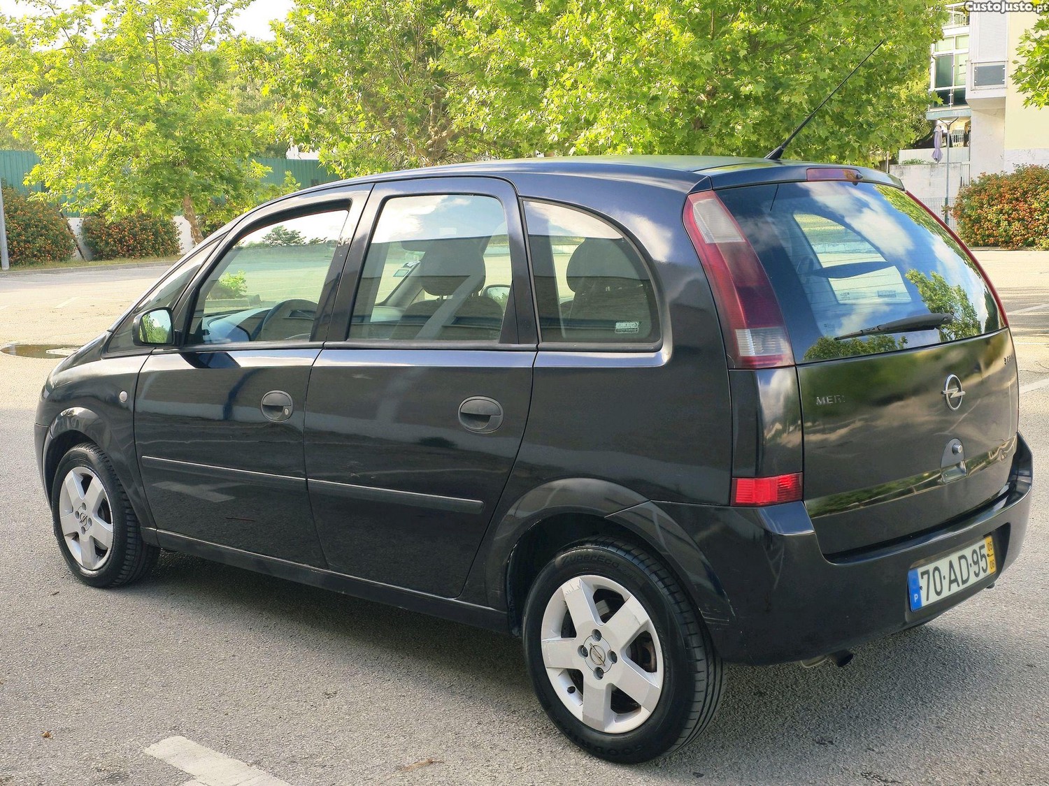 Opel Meriva 1.3 cdti ano 2005 — fotografia 5