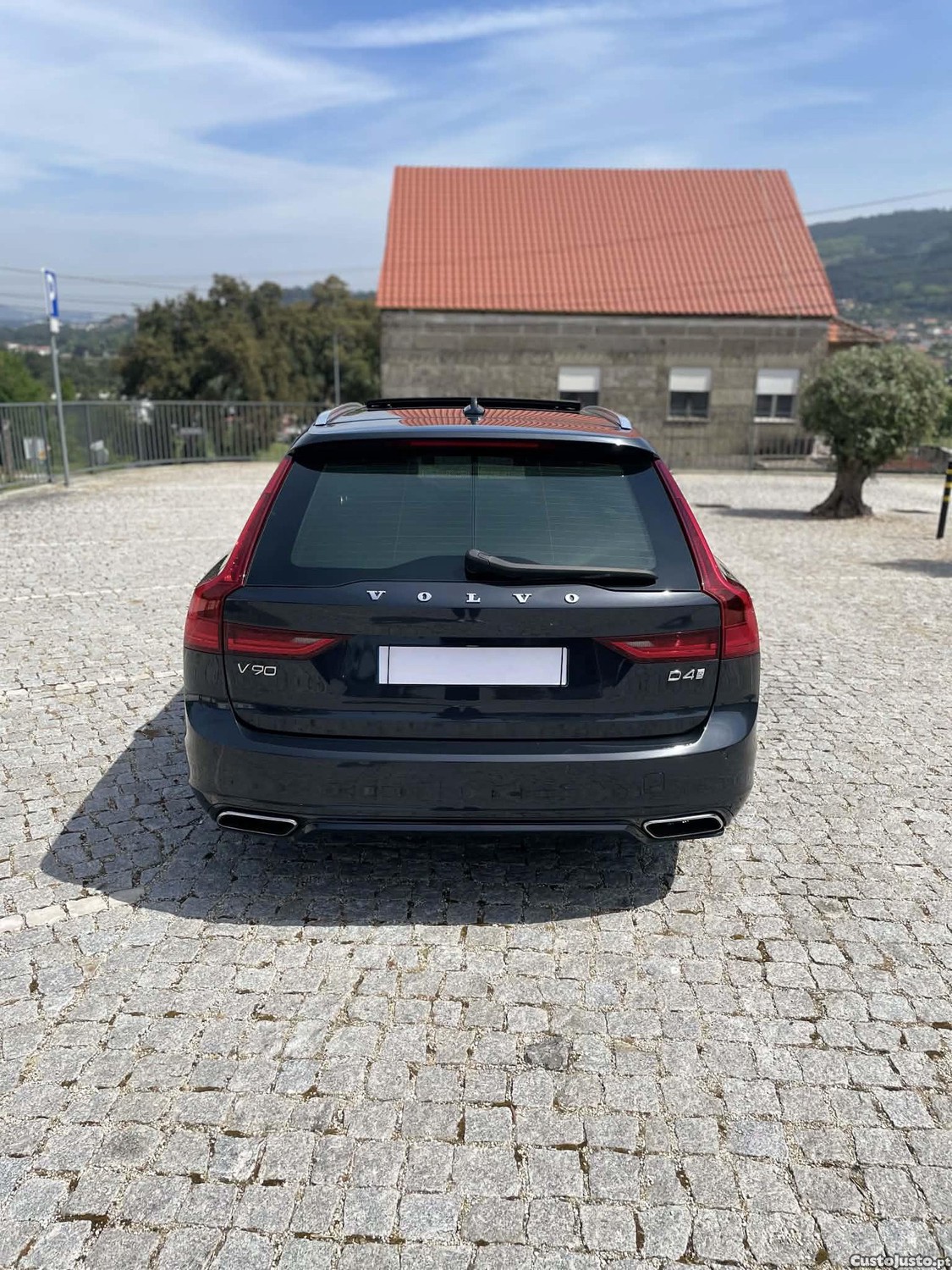 Volvo V90 D4R-design — fotografia 8