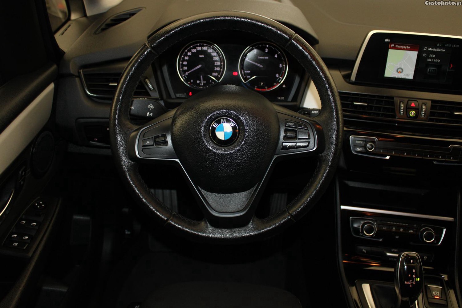 BMW 216 Gran Tourer 1.5 D (AUTO) — fotografia 25