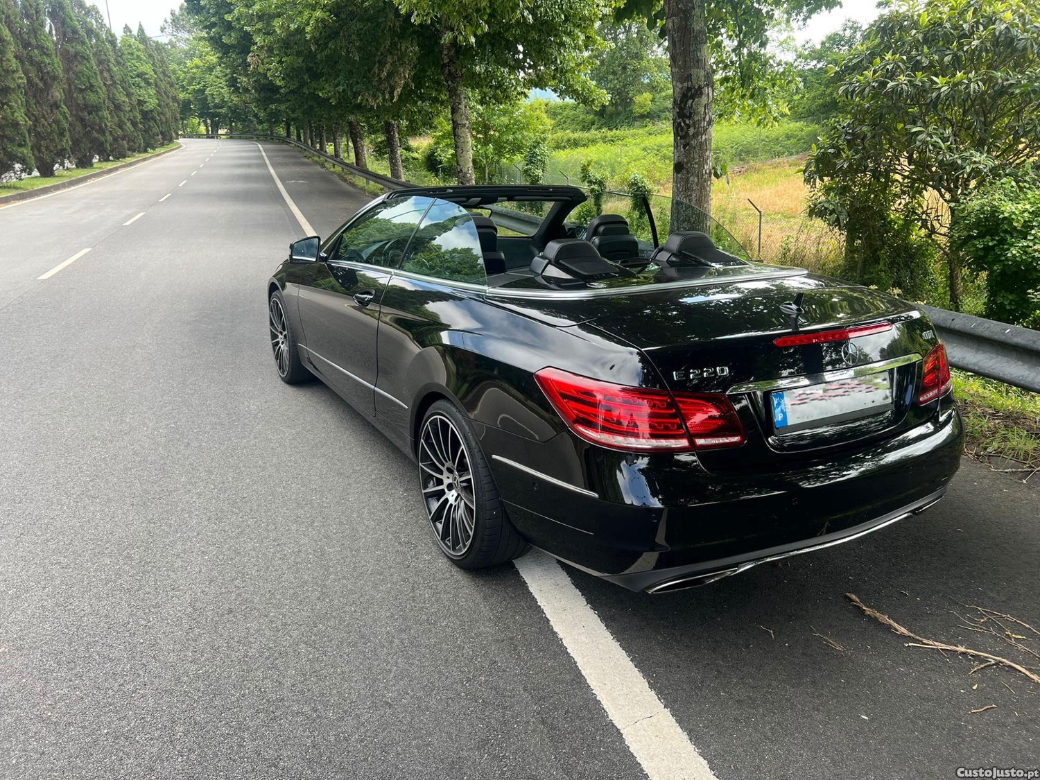 Mercedes-Benz E 220 CDI — fotografia 4