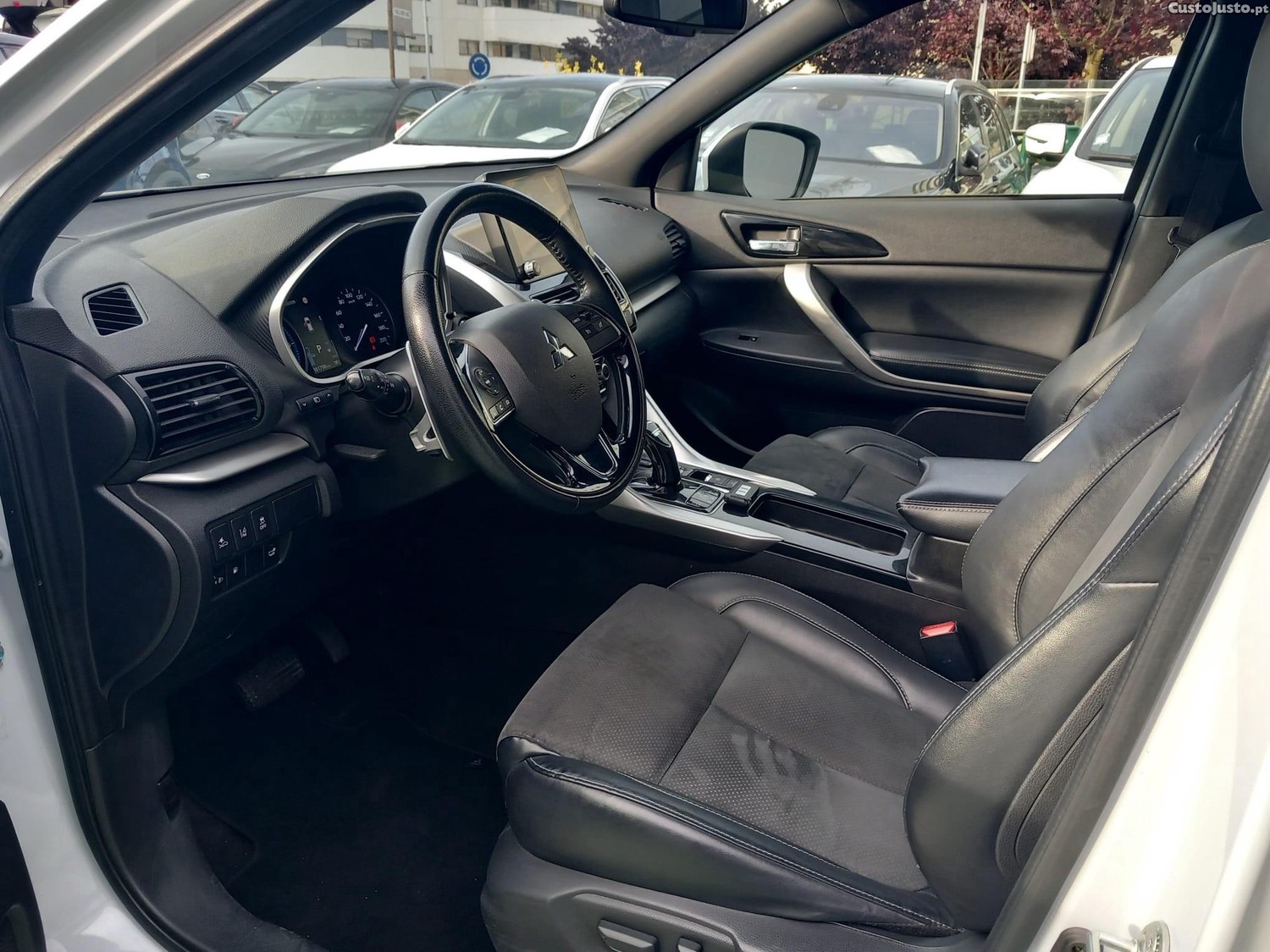 Mitsubishi Eclipse Cross 2.4 PHEV eStyle — fotografia 15
