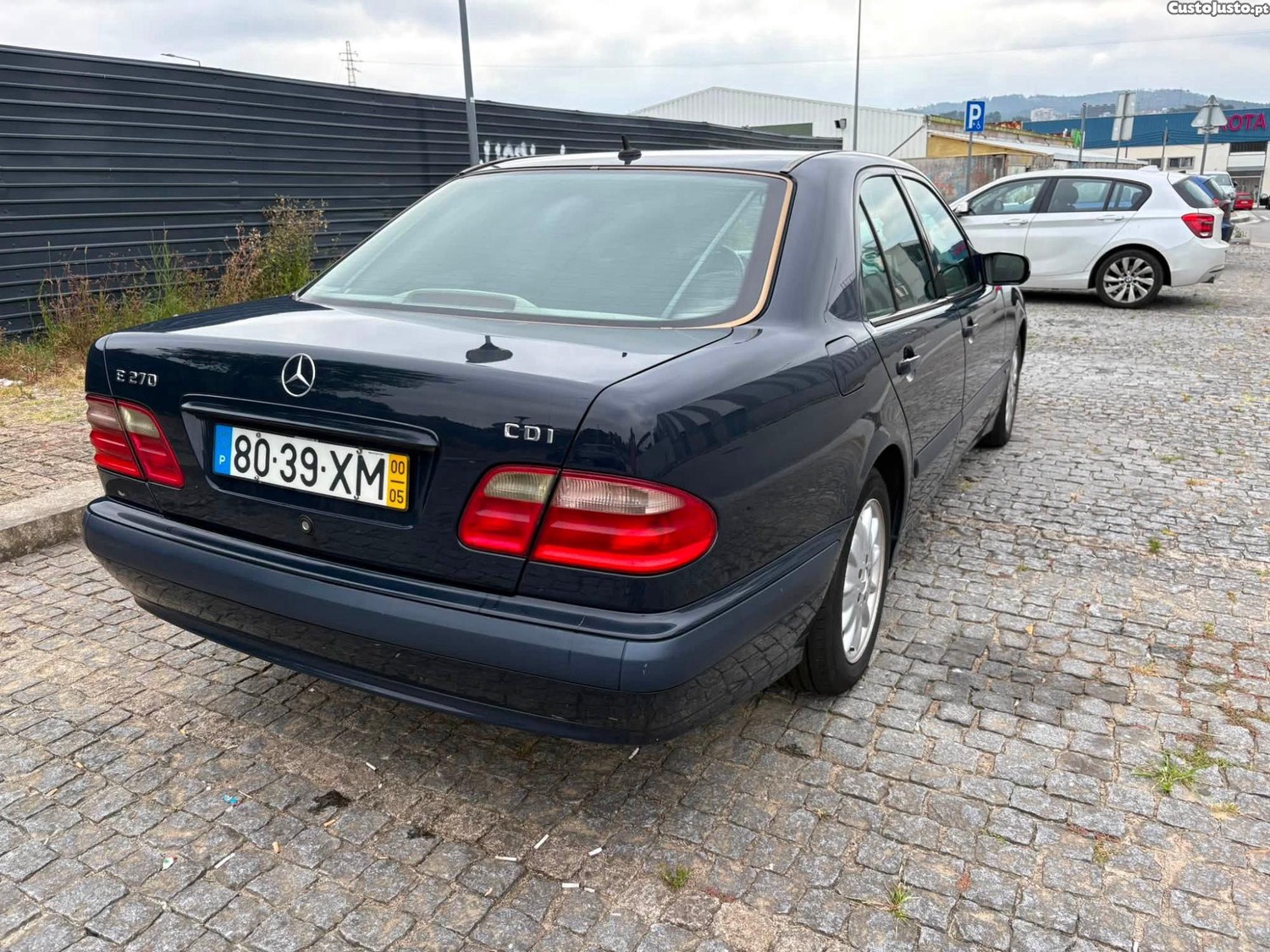 Mercedes-Benz Classe E Elegance CDI — fotografia 9