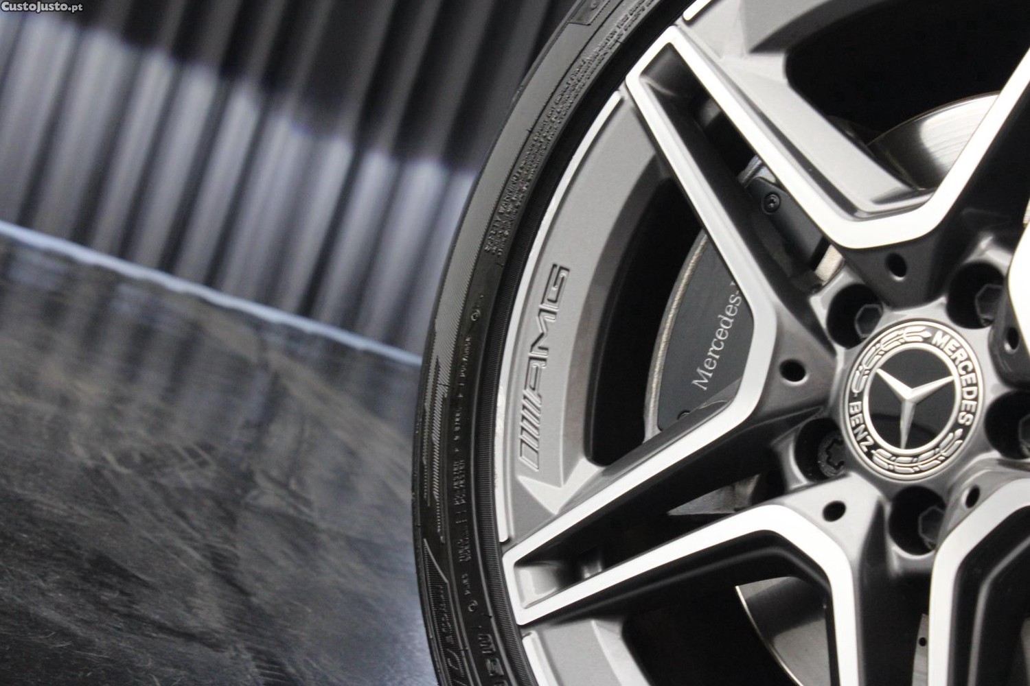 Mercedes-Benz A 250 E AMG PLUGIN (AUTO) — fotografia 7