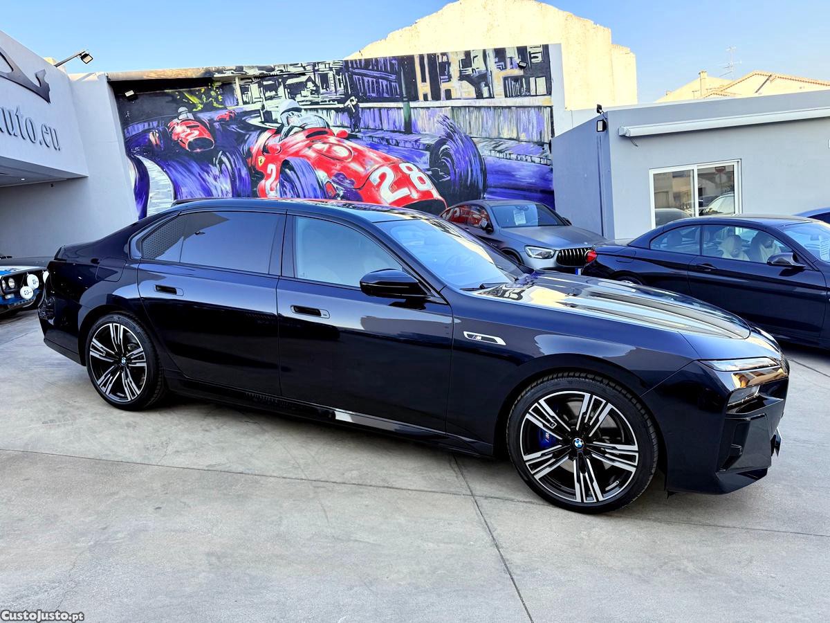 BMW 760 Me X-Drive — fotografia 59