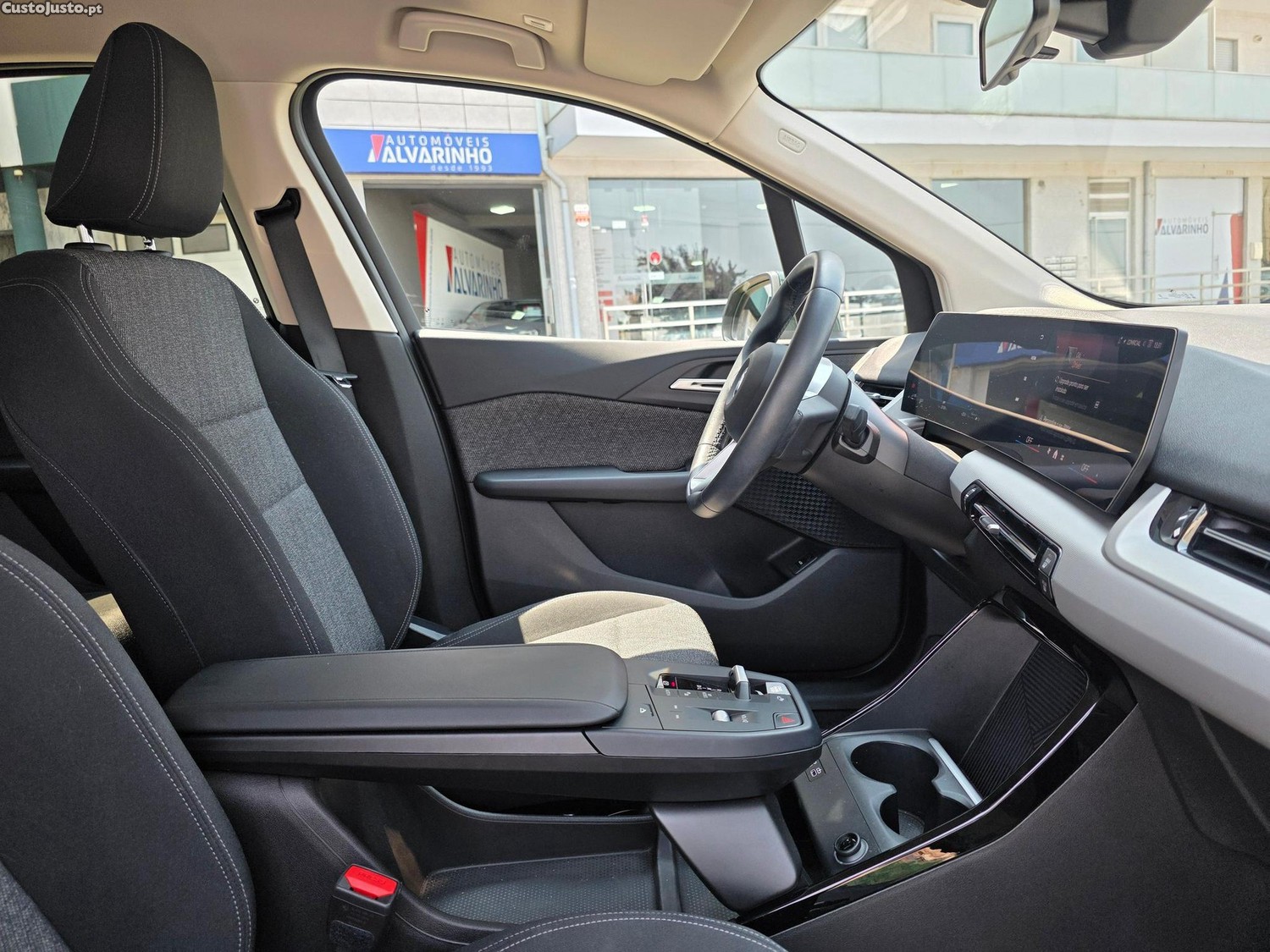 BMW 225 Active Tourer XE e xDrive Edição Optimized — fotografia 5