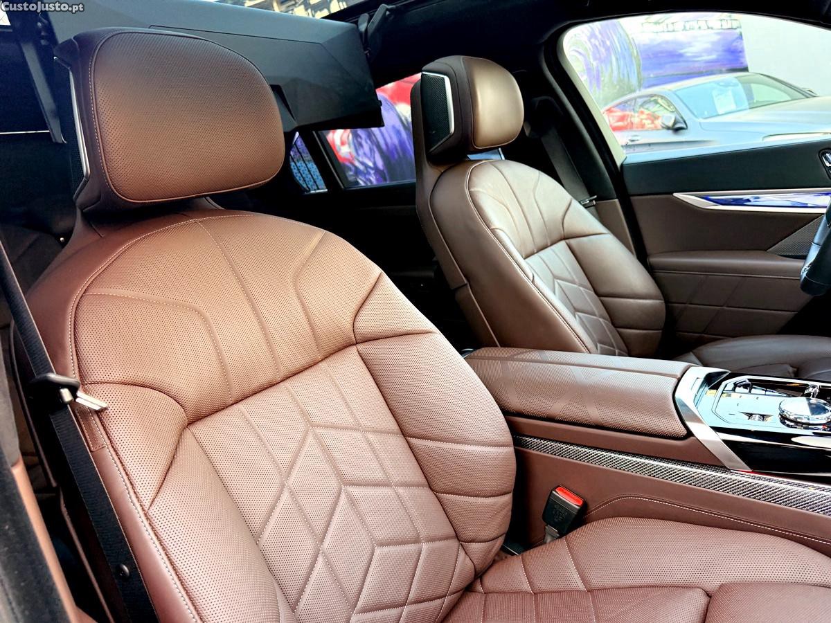 BMW 760 Me X-Drive — fotografia 34