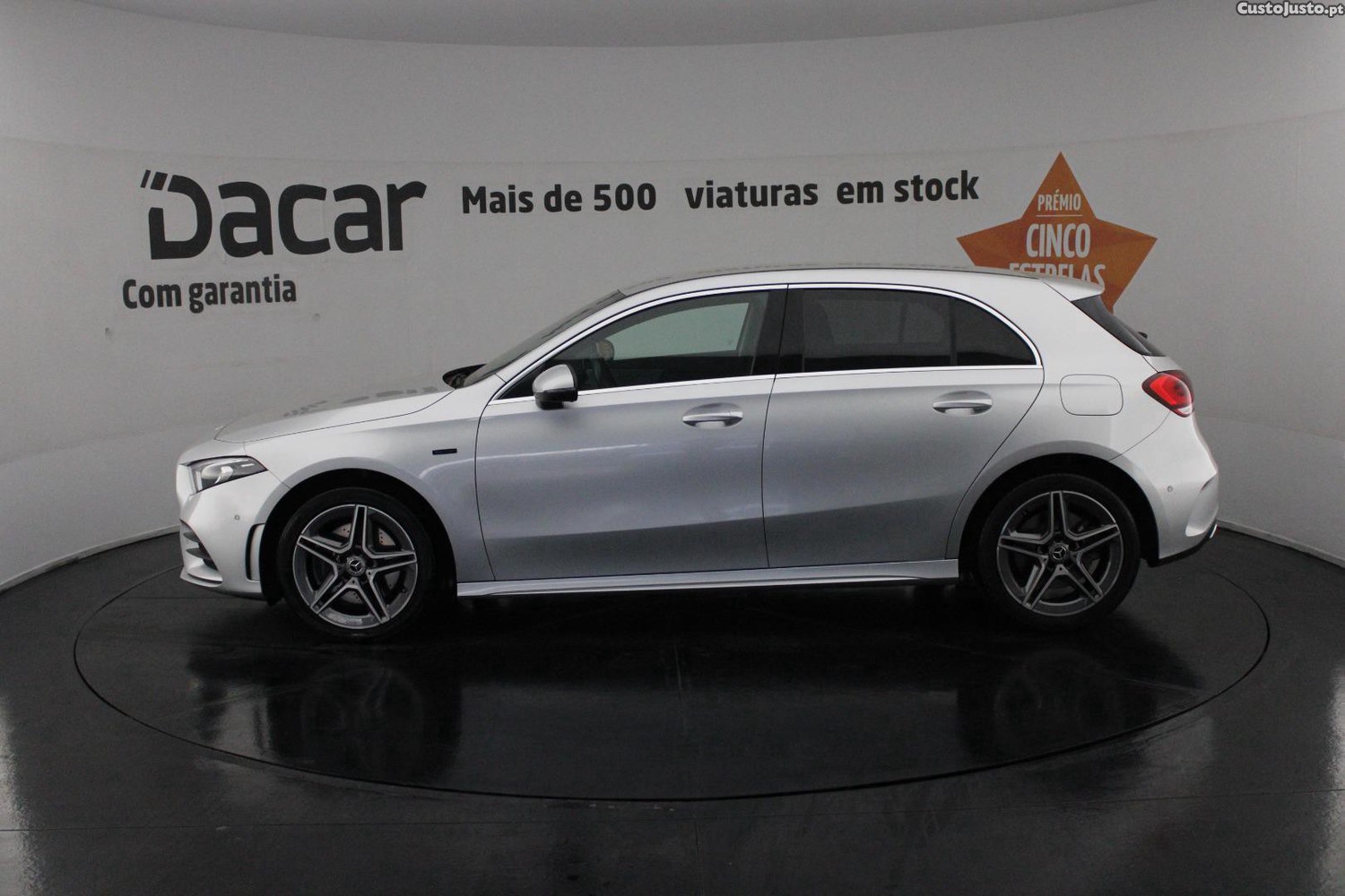 Mercedes-Benz A 250 E AMG PLUGIN (AUTO) — fotografia 58
