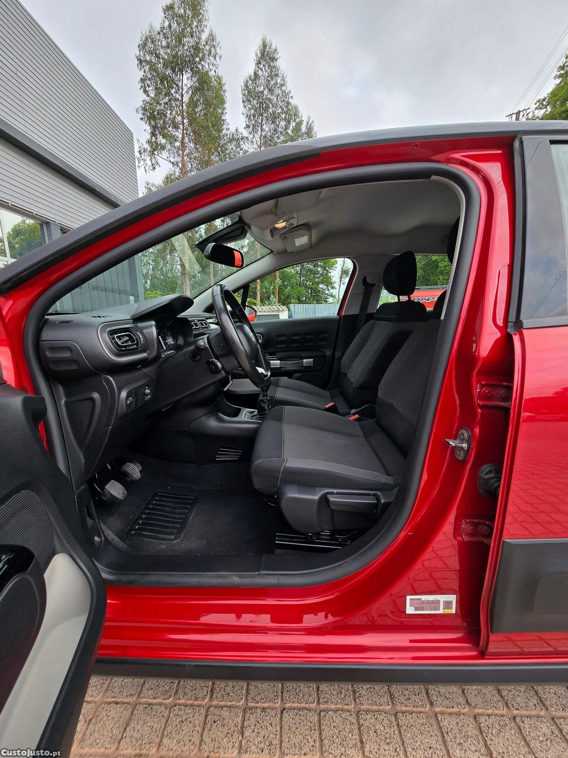 Citroën C3 1.2 PureTech Shine — fotografia 14