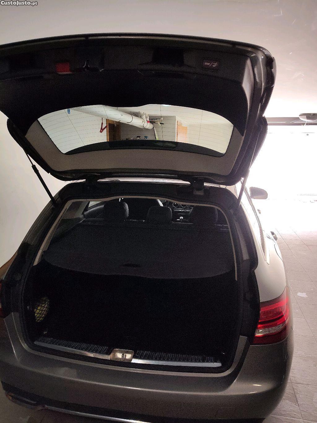 Mercedes-Benz C 200 sw — fotografia 6