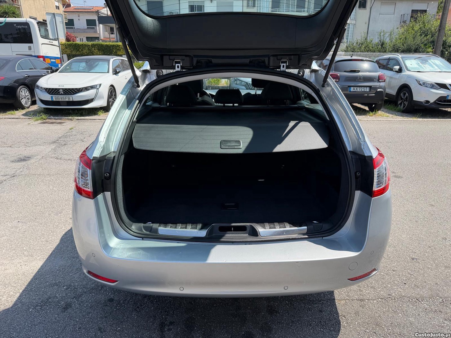 Peugeot 508 SW 1.6 BlueHDi Allure — fotografia 12