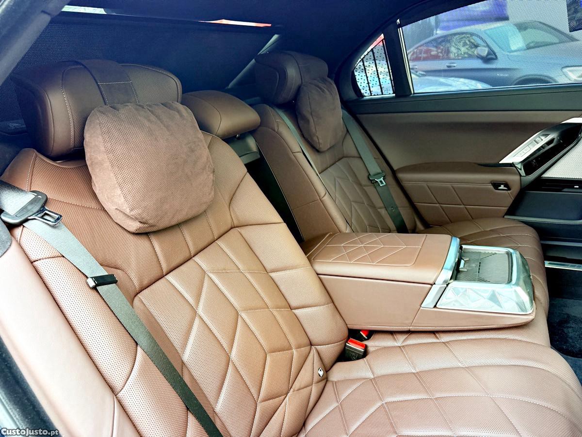 BMW 760 Me X-Drive — fotografia 30