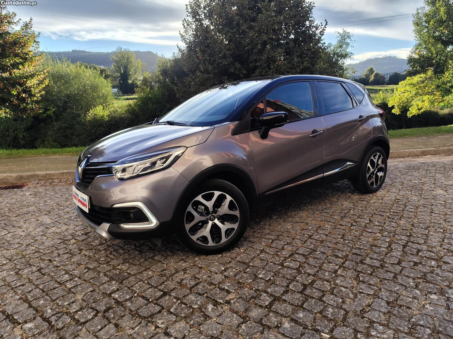 Renault Captur 0.9 TCE Exclusive — fotografia 18